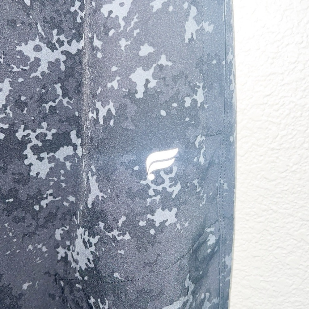 Fabletics 4- Way Stretch Versatile Performance Pa… - image 4